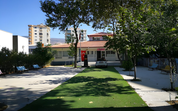 Bayraklı Merkez Anaokulu