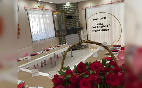 Özel Bornova Lale Bahçesi Anaokulu