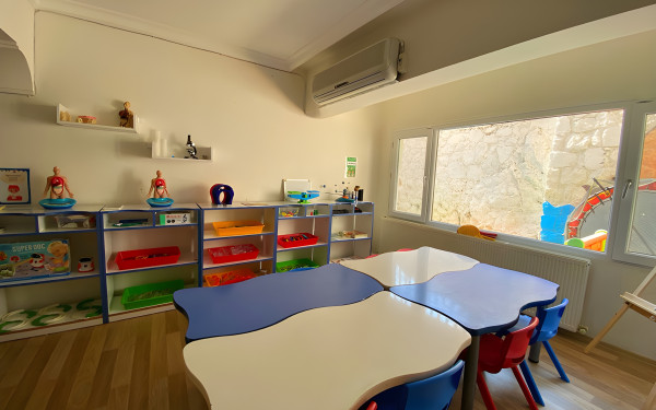 Özel Bornova Parlayan Gelecek Anaokulu