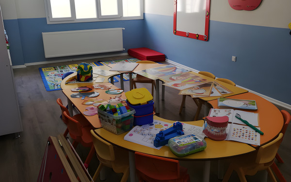 Özel Menemen Şirin Adımlar Anaokulu