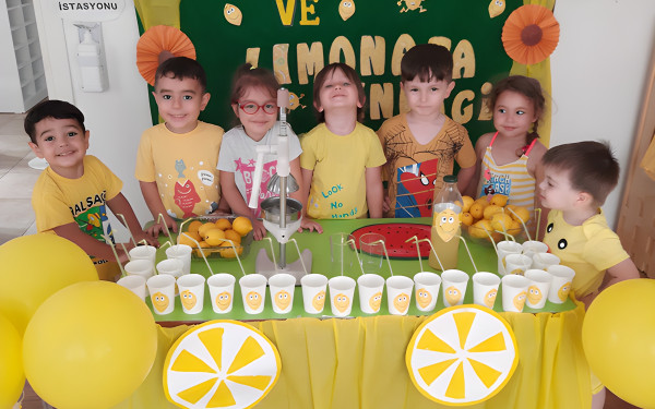 Özel Hayaller Vagonu Gündüz Bakım Evi